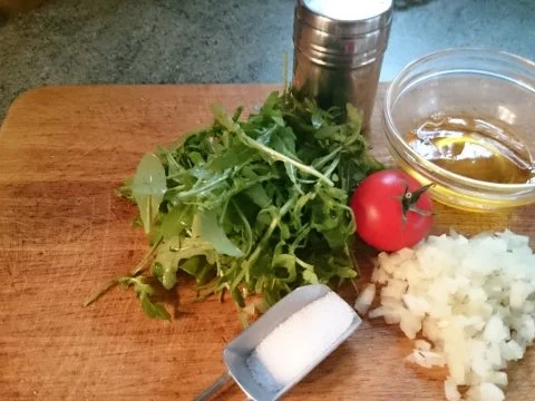 pellkartoffeln,leinölquark,rucolasalat--auf die rasche zum mittag -nix besonderes - Rezept - Bild Nr. 3