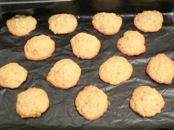 Backen: Ananas-Ingwer-Cashew-Plätzchen - Rezept