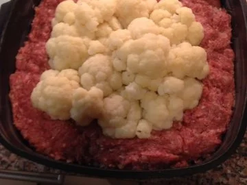 Rezept: Blumenkohl mit Hackfleischring Blumenkohl mit Hackfleischring - Rezept