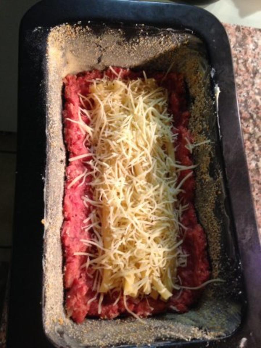 Hackfleisch mit Makkaronifüllung - Rezept - Bild Nr. 4