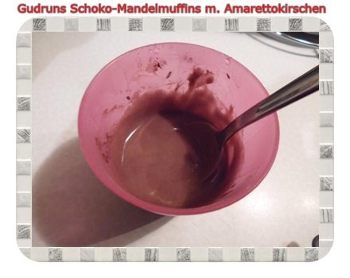 Muffins: Schoko-Mandelmuffins mit Marzipan und Amarettokirschen - Rezept - Bild Nr. 19