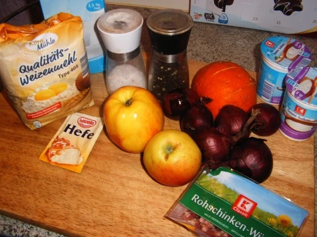 Apfel -Zwiebel-Kürbiskuchen - Rezept - Bild Nr. 2