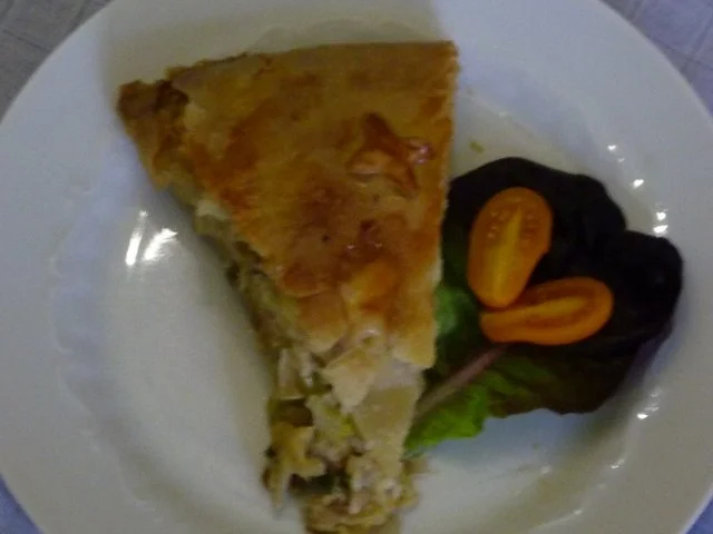 * " Gomser Cholera " Gedeckter Gemüse Kuchen. - Rezept