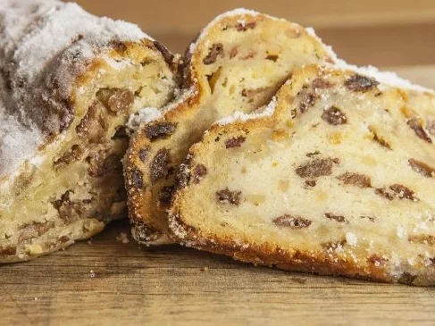Rezept: Omas Weihnachtsstollen Omas Weihnachtsstollen - Rezept