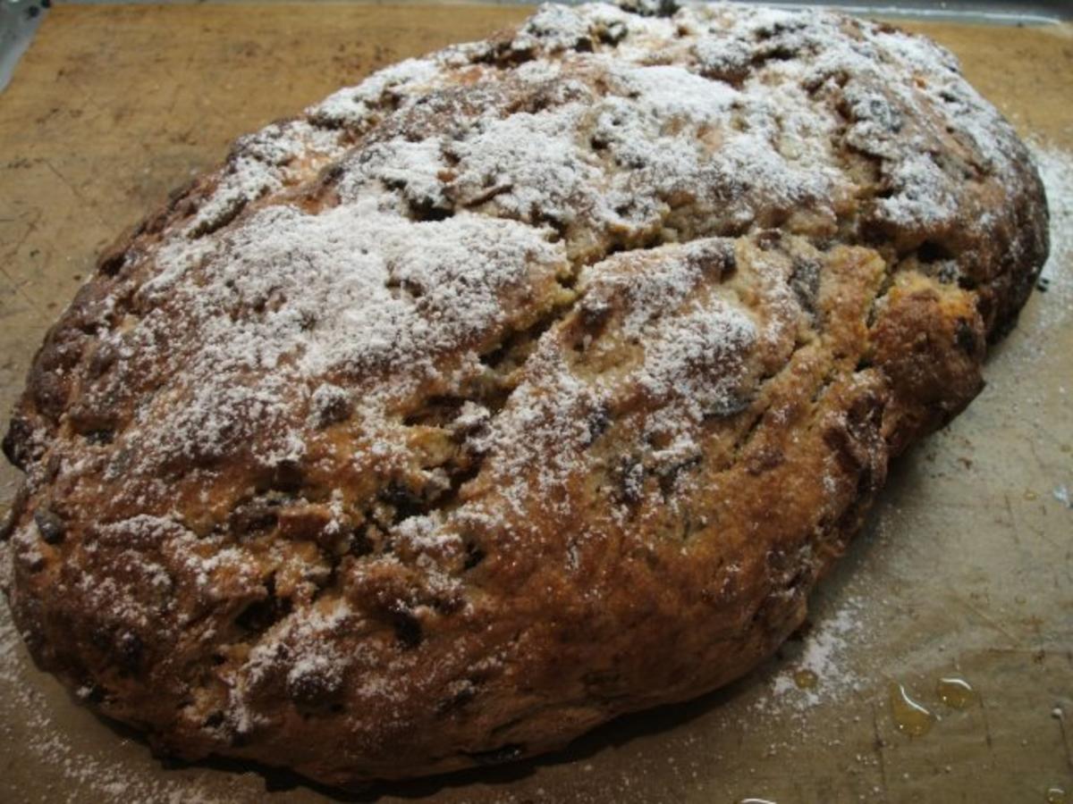 Bilder für Backen: Früchtestollen - Rezept