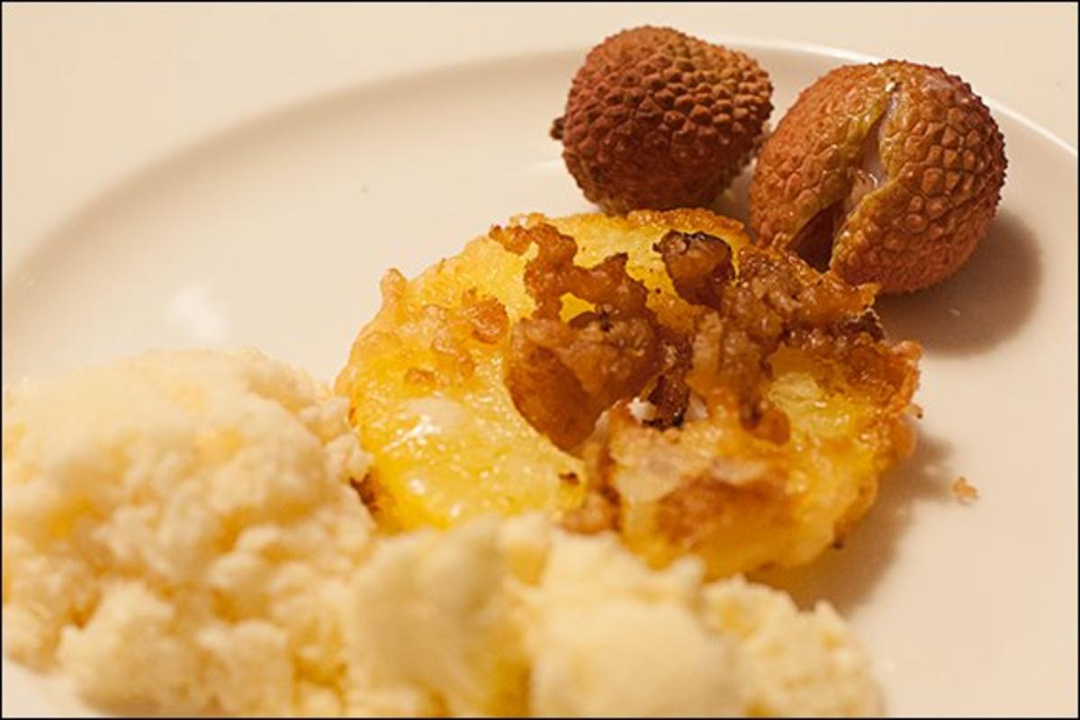 gebackene Ananas mit Lychee- und Kokoseis, Desert - Rezept - kochbar.de