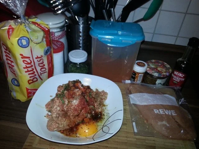 Truthahnpastete mit Süßkartoffelstampf an Cranberrysauce - Rezept - Bild Nr. 2