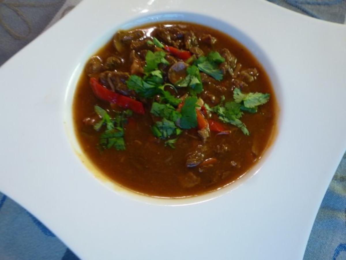 Würzige Hirschgulasch Suppe - einfach - von Test00