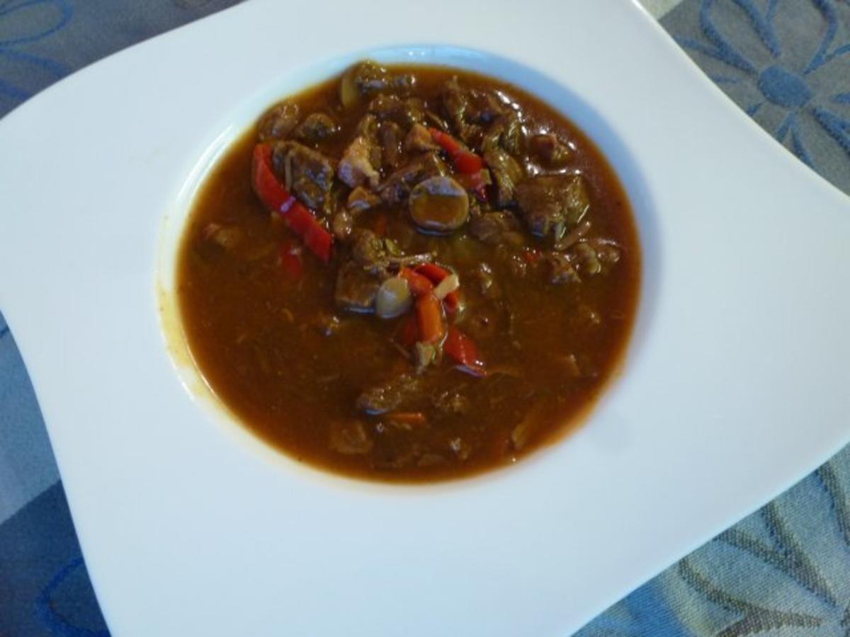 Würzige Hirschgulasch Suppe - einfach - von Test00