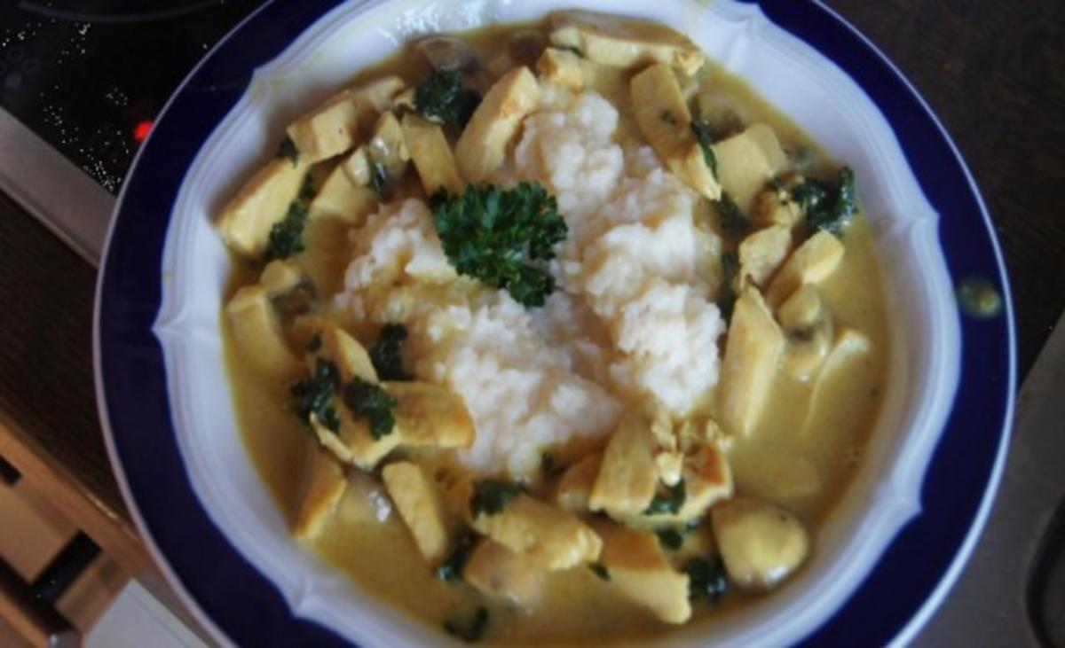 Hähnchenbrustfiletgeschnetzeltes in Curry-Sahne mit Selleriepüree - Rezept - Bild Nr. 16