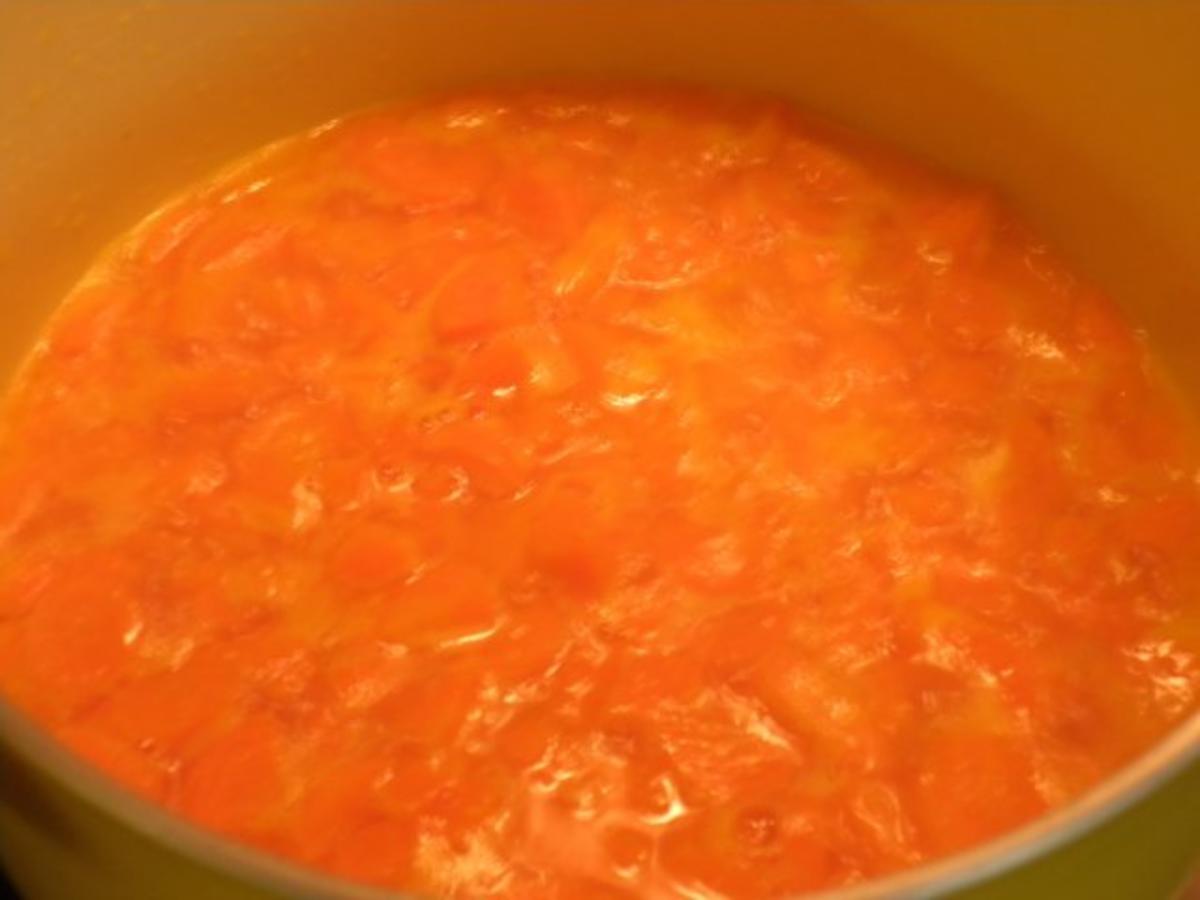 Karotten - Orangen - Mousse, Steckrüben - Apfel - Creme und karamellisierte Kartoffelchips - Rezept - Bild Nr. 6