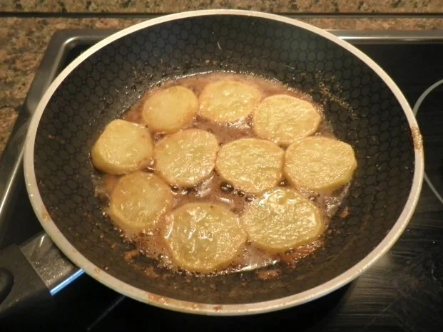 Karotten - Orangen - Mousse, Steckrüben - Apfel - Creme und karamellisierte Kartoffelchips - Rezept - Bild Nr. 10
