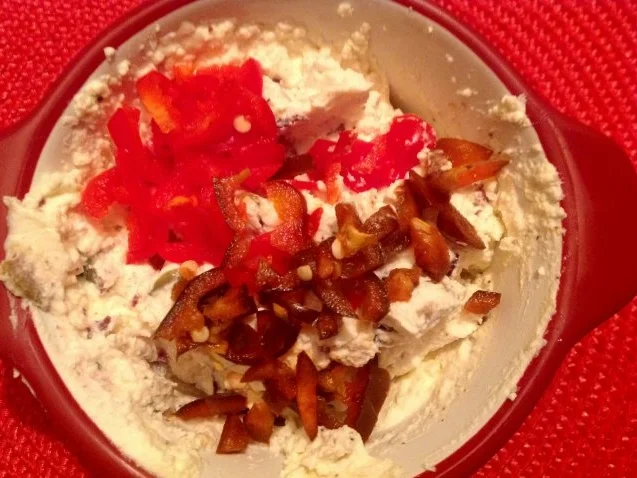 Oliven-Paprika-Käse-Dip - Rezept - Bild Nr. 5