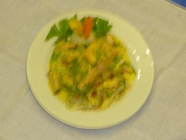 Lachs- Miesmuscheln auf Gemüse an Safransauce. - Rezept - Bild Nr. 2