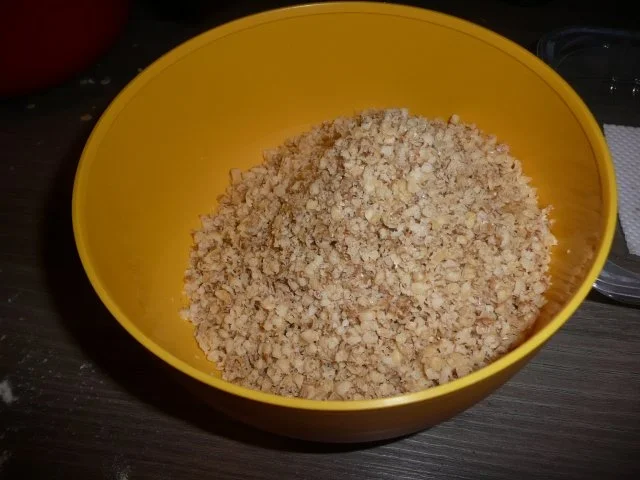 Putenschnitzel in Paprika - Rahm - Soße an Kroketten mit Rotkohl - Apfelsalat - Rezept - Bild Nr. 12