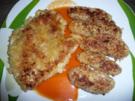 Putenschnitzel in Paprika - Rahm - Soße an Kroketten mit Rotkohl - Apfelsalat - Rezept