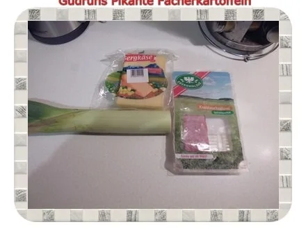 Rezept: Kartoffeln: Gefüllte pikante Fächerkartoffeln Bild Nr. 3 Kartoffeln: Gefüllte pikante Fächerkartoffeln - Rezept - Bild Nr. 3