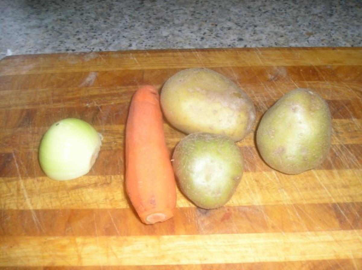 Kartoffel-Karottenpuffer mit Räucherlachs - Rezept - Bild Nr. 2