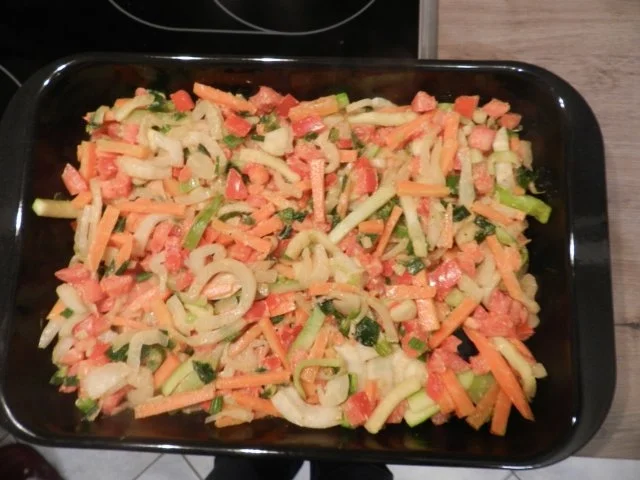 Überbackener Wildlachs auf Gemüse - Rezept - Bild Nr. 2