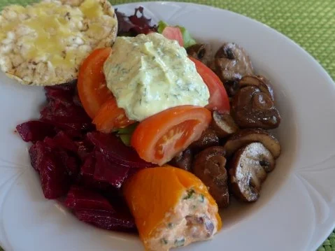 Rezept: Bunter Salat-Teller Bunter Salat-Teller - Rezept