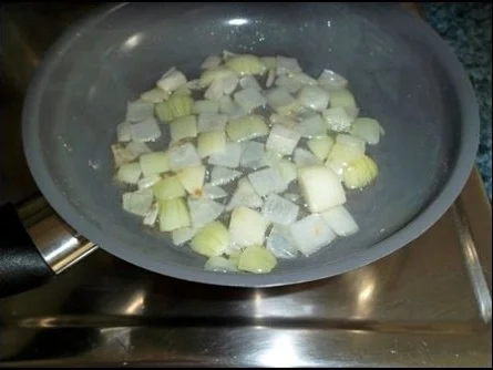 Rezept: Kalbsbraten mit Mini Knackerbsen und tournierten Kartoffeln dazu Bild Nr. 10 Kalbsbraten mit Mini Knackerbsen und tournierten Kartoffeln dazu - Rezept - Bild Nr. 10