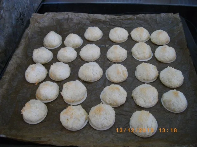 Kokosmakronen und Nußmakronen - Rezept