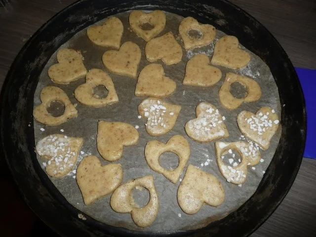 Rezept: Weihnachtsgebäck : Gefüllte Walnuss - Herzen ! ! Bild Nr. 4 Weihnachtsgebäck : Gefüllte Walnuss - Herzen ! ! - Rezept - Bild Nr. 4