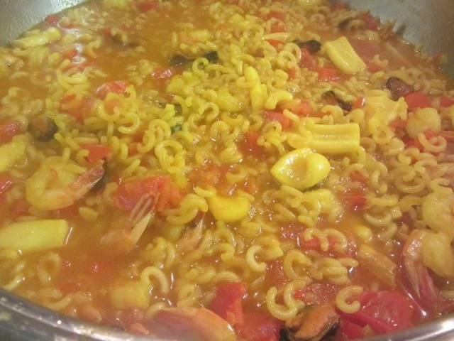 Rezept: Fideua al la Paco Bild Nr. 7 Fideua al la Paco - Rezept - Bild Nr. 7