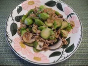 Rezept: Rosenkohl - Dinkel - Pfanne mit braunen Champignons Rosenkohl - Dinkel - Pfanne mit braunen Champignons - Rezept