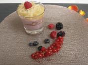Selbstgemachtes Apfelkompott mit Holunderbeerencreme und Marzipan - Rezept
