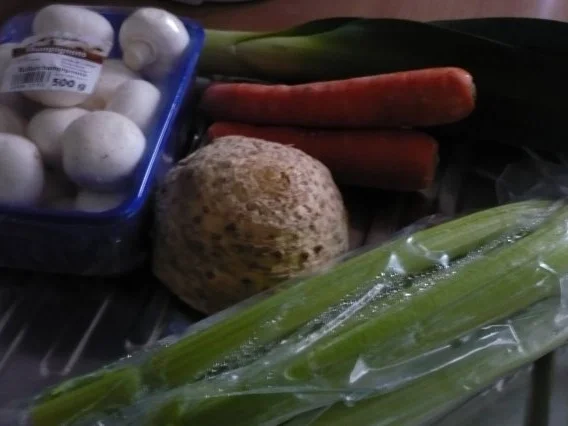 Rezept: Truthahnsuppe Bild Nr. 2 Truthahnsuppe - Rezept - Bild Nr. 2