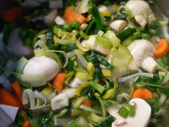 Rezept: Truthahnsuppe Bild Nr. 11 Truthahnsuppe - Rezept - Bild Nr. 11