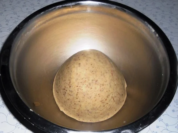 Rezept: "Oma - Friede`s" - Leckere "Weihnachts - Haselnußhörnchen".......(Rzpt. um 1960) Bild Nr. 7 "Oma - Friede`s" - Leckere "Weihnachts - Haselnußhörnchen".......(Rzpt. um 1960) - Rezept - Bild Nr. 7