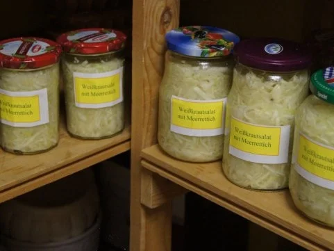 Weißkrautsalat mit Meerrettich - Rezept