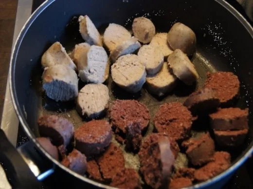 Rezept: Wellwurst mit Bayrisch-Kraut und Pellkartoffeln Bild Nr. 4 Wellwurst mit Bayrisch-Kraut und Pellkartoffeln - Rezept - Bild Nr. 4