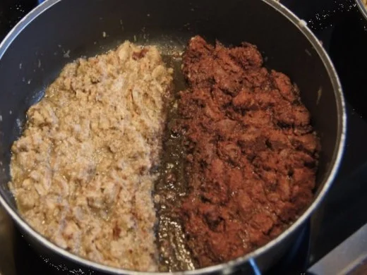 Rezept: Wellwurst mit Bayrisch-Kraut und Pellkartoffeln Bild Nr. 5 Wellwurst mit Bayrisch-Kraut und Pellkartoffeln - Rezept - Bild Nr. 5