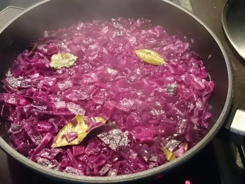 rotkraut-weihnachtlich... köstlich und..passend zur tischdecke-lächel - Rezept - Bild Nr. 2