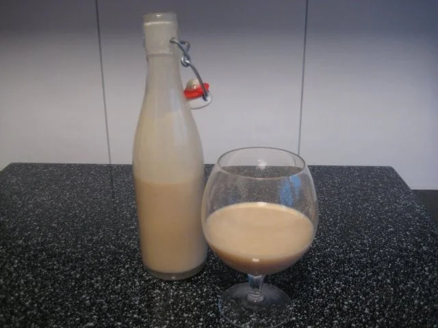 Mandel-Likör - Rezept - Bild Nr. 2