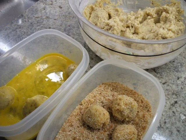 Rezept: Kartoffeln: Kartoffelbällchen mit Nuss Bild Nr. 4 Kartoffeln: Kartoffelbällchen mit Nuss - Rezept - Bild Nr. 4