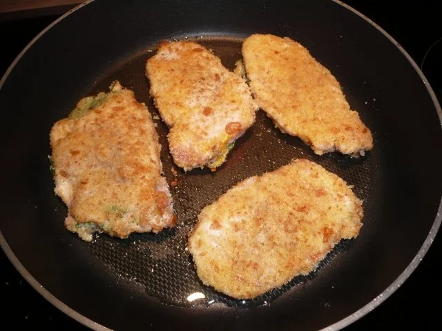 Rezept: Gefüllte Schnitzelchen : Tipp meines Metzgers. Bild Nr. 5 Gefüllte Schnitzelchen : Tipp meines Metzgers. - Rezept - Bild Nr. 5