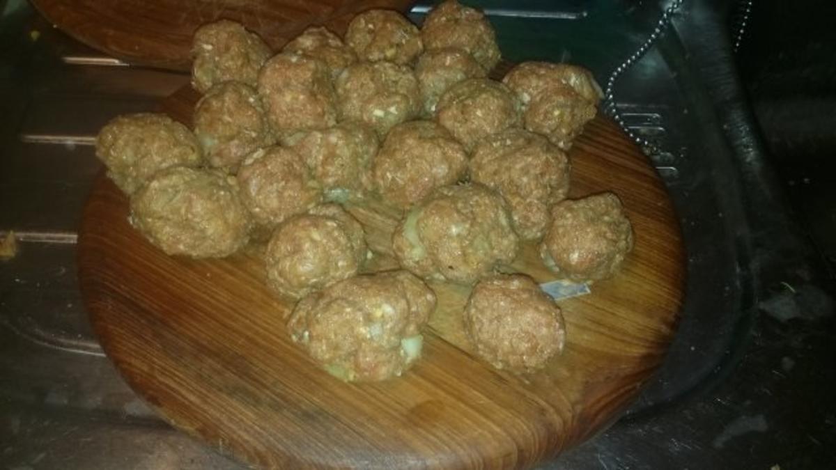 Bilder für Cevapcici mit Hackfleisch, gemischt und Knoblauch, feinst gehackt Rezept