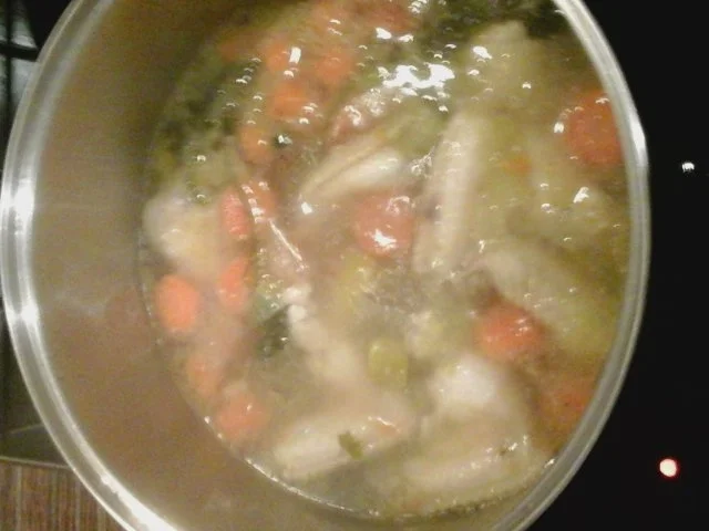 Rezept: Gemüse / Geflügel Brühe Bild Nr. 4 Gemüse / Geflügel Brühe - Rezept - Bild Nr. 4
