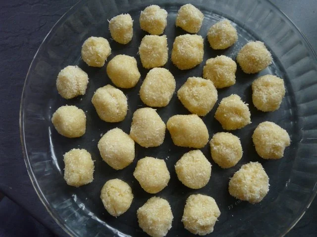 Rezept: Eierlikörkugeln Eierlikörkugeln - Rezept