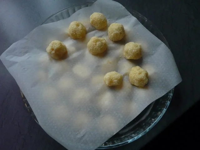 Rezept: Eierlikörkugeln Bild Nr. 6 Eierlikörkugeln - Rezept - Bild Nr. 6