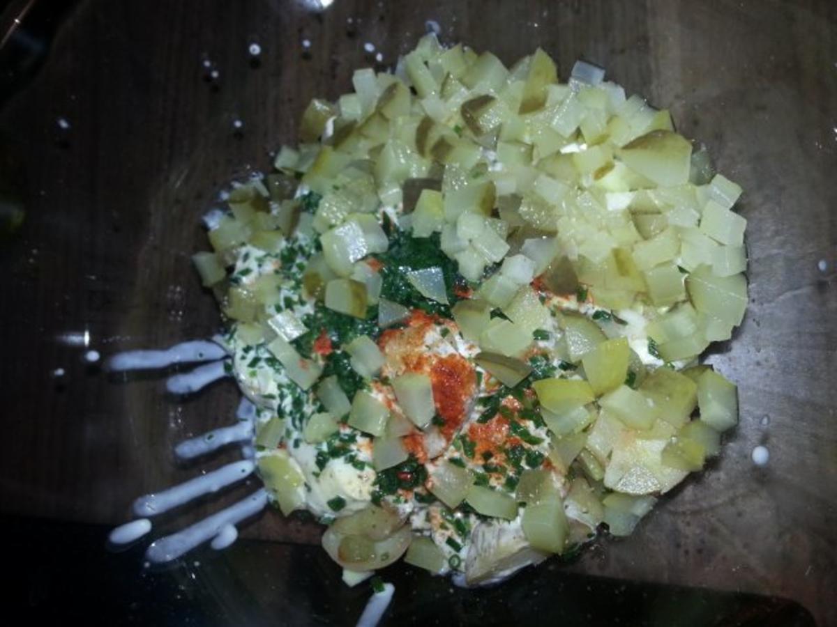 Weihnachts Kartoffelsalat mit Würstchen - Rezept - Bild Nr. 4