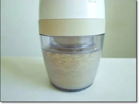 Geschmorte Rinderrouladen mit  Klößen in Sternform, nappiert mit  Maronensauce. - Rezept - Bild Nr. 11