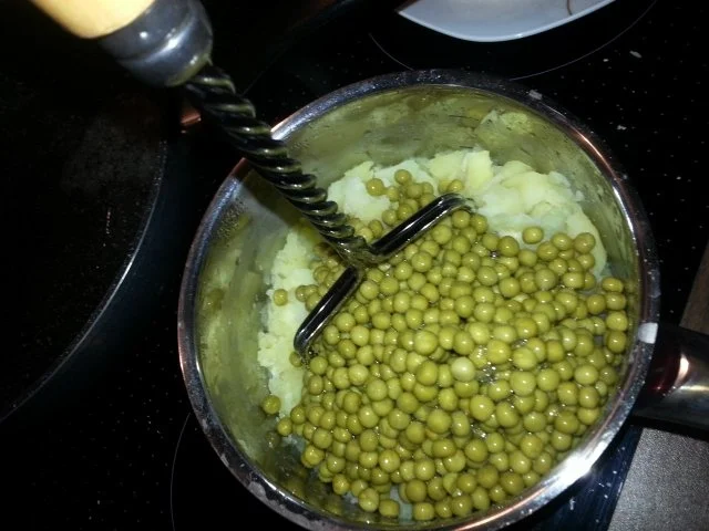 Putenschnitzel mit Erbsenpüree - Rezept - Bild Nr. 4