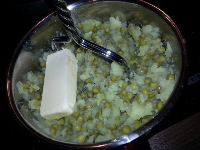 Putenschnitzel mit Erbsenpüree - Rezept - Bild Nr. 5