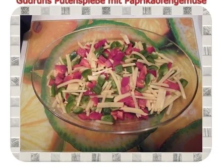 Rezept: Geflügel: Putenspieße auf Kartoffel-Paprikaofengemüse Bild Nr. 3 Geflügel: Putenspieße auf Kartoffel-Paprikaofengemüse - Rezept - Bild Nr. 3