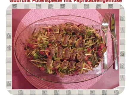 Rezept: Geflügel: Putenspieße auf Kartoffel-Paprikaofengemüse Bild Nr. 10 Geflügel: Putenspieße auf Kartoffel-Paprikaofengemüse - Rezept - Bild Nr. 10